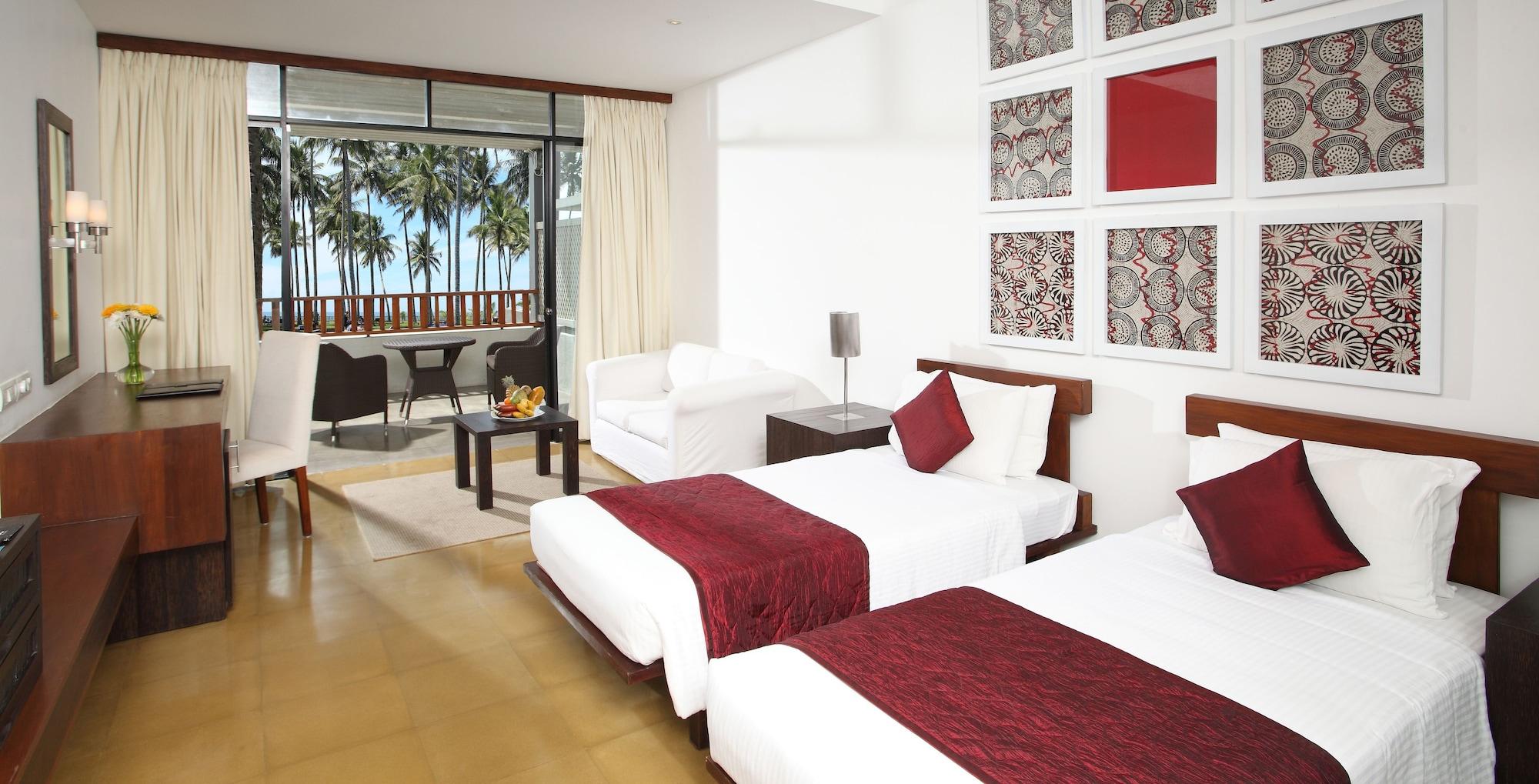 וואדואה The Blue Water - Geoffrey Bawa Heritage - City Resort Hotel מראה חיצוני תמונה