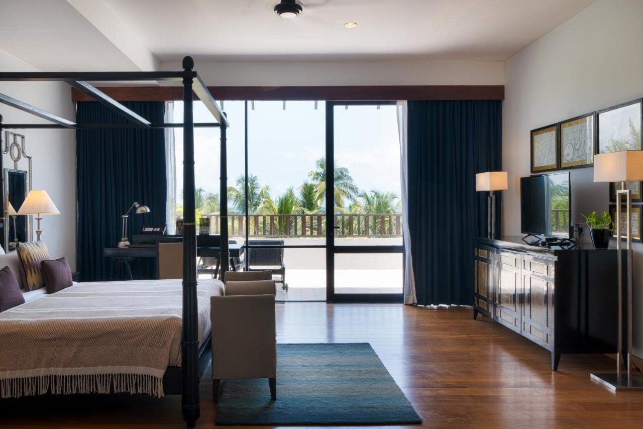 וואדואה The Blue Water - Geoffrey Bawa Heritage - City Resort Hotel מראה חיצוני תמונה