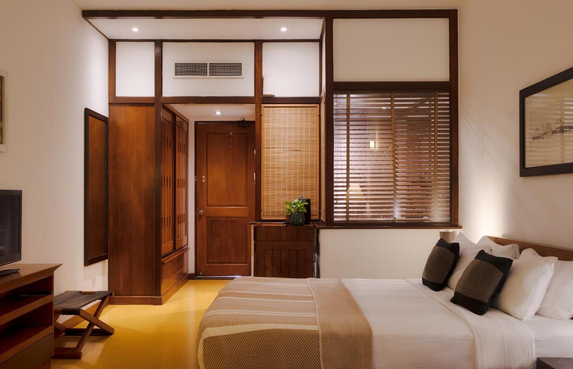 וואדואה The Blue Water - Geoffrey Bawa Heritage - City Resort Hotel מראה חיצוני תמונה