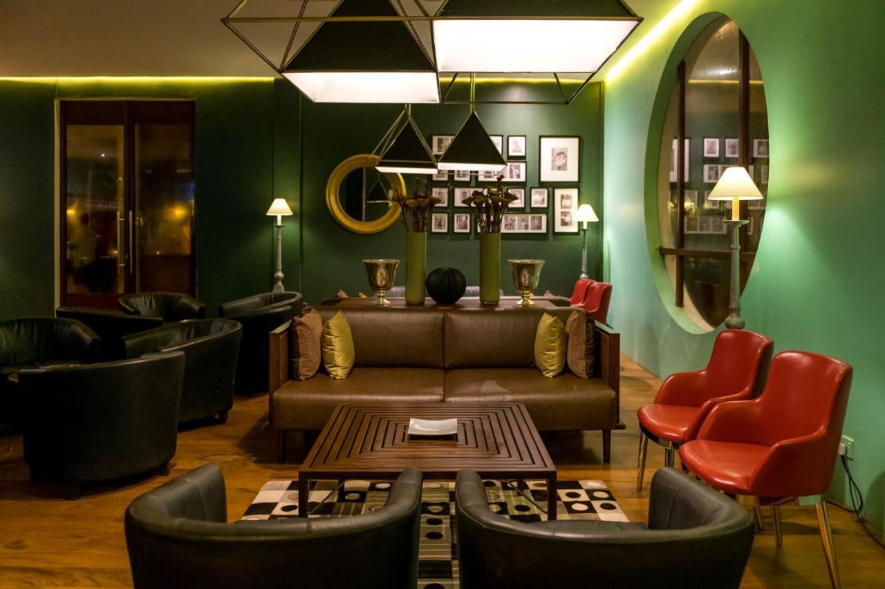 וואדואה The Blue Water - Geoffrey Bawa Heritage - City Resort Hotel מראה חיצוני תמונה